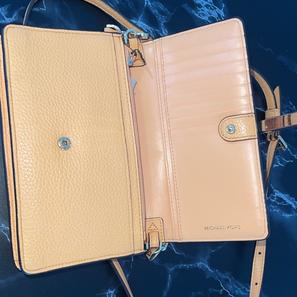 MICHAEL MICHAEL KORS Jet Set Charm Small Phone Crossbody Light Orange AUTHENTIC - Picture 8 of 11